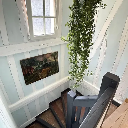 La Maison D'artiste Familiale Apartment
